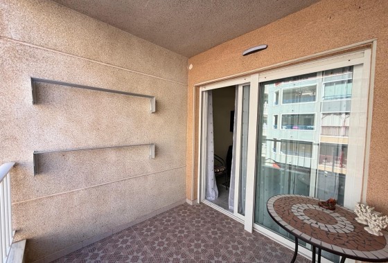 Herverkoop - Appartement / Flat -
Torrevieja - Playa del Cura