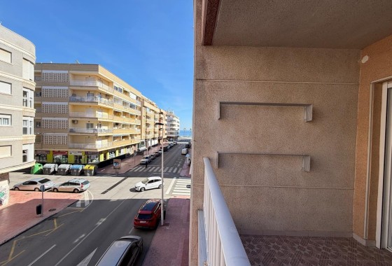 Herverkoop - Appartement / Flat -
Torrevieja - Playa del Cura