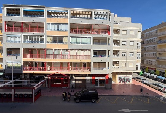Herverkoop - Appartement / Flat -
Torrevieja - Playa del Cura