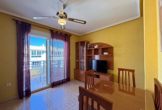 Resale - Apartment / Flat -
Torrevieja - Playa del Cura