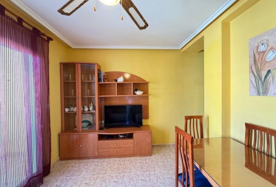 Resale - Apartment / Flat -
Torrevieja - Playa del Cura