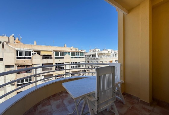 Resale - Apartment / Flat -
Torrevieja - Playa del Cura