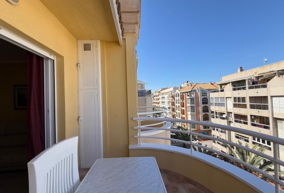 Resale - Apartment / Flat -
Torrevieja - Playa del Cura