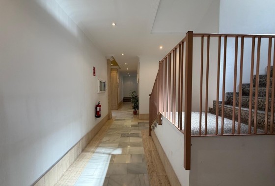 Resale - Apartment / Flat -
Torrevieja - Playa del Cura