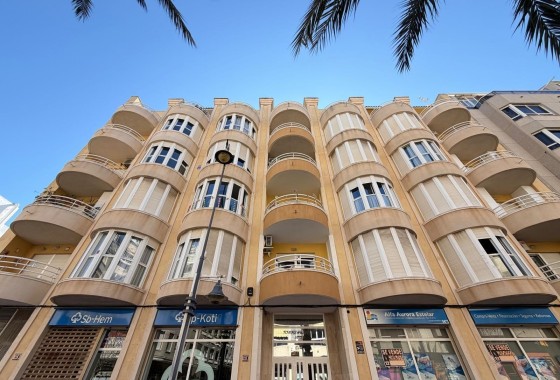 Resale - Apartment / Flat -
Torrevieja - Playa del Cura