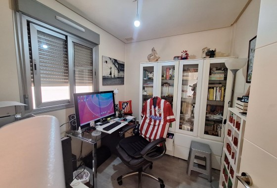 Wiederverkauf - Wohnung / Apartment -
Orihuela Costa - Los Dolses