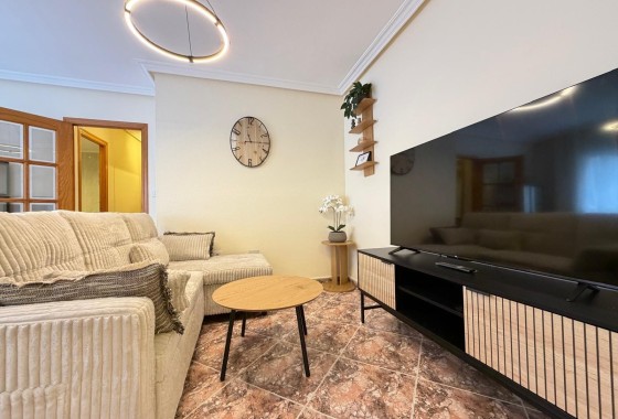 Venta - Apartamento / Piso -
Torrevieja - Playa de los Locos