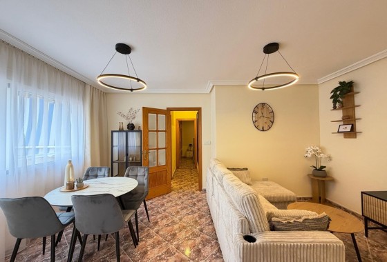 Venta - Apartamento / Piso -
Torrevieja - Playa de los Locos