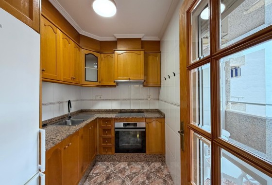Venta - Apartamento / Piso -
Torrevieja - Playa de los Locos