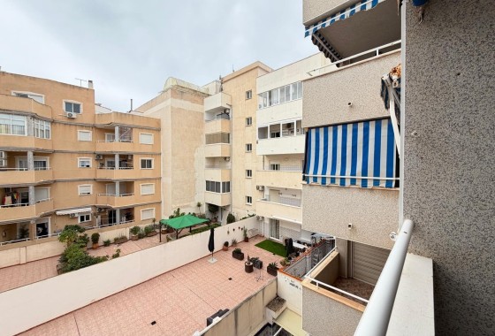 Venta - Apartamento / Piso -
Torrevieja - Playa de los Locos