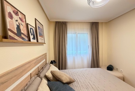 Venta - Apartamento / Piso -
Torrevieja - Playa de los Locos