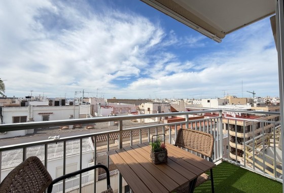 Herverkoop - Appartement / Flat -
Torrevieja - Center