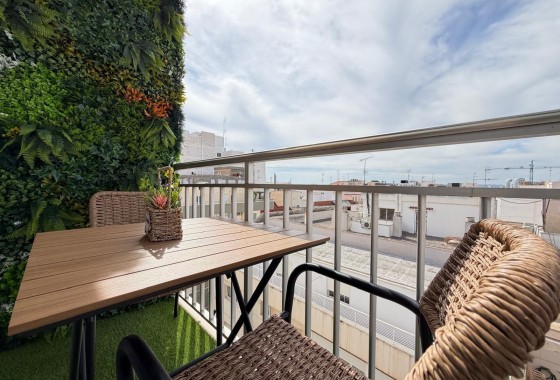 Herverkoop - Appartement / Flat -
Torrevieja - Center