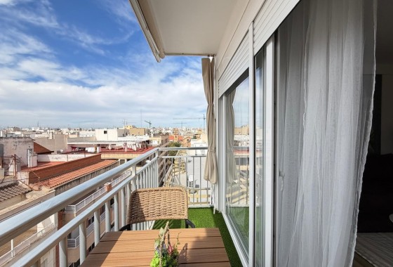 Herverkoop - Appartement / Flat -
Torrevieja - Center