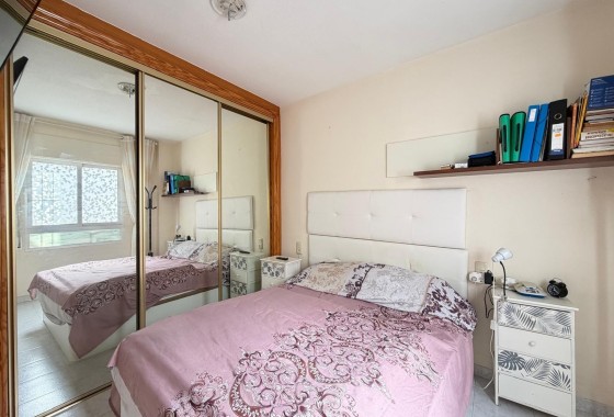 Herverkoop - Appartement / Flat -
Torrevieja - Acequion