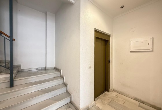 Herverkoop - Appartement / Flat -
Torrevieja - Acequion