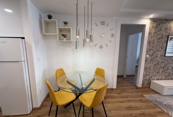 Resale - Apartment / Flat -
Torrevieja - Center