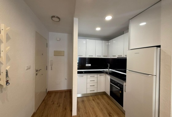 Resale - Apartment / Flat -
Torrevieja - Center