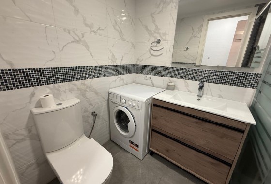 Resale - Apartment / Flat -
Torrevieja - Center