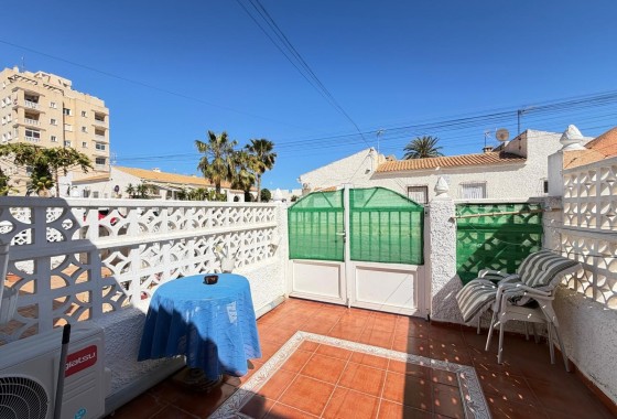 Herverkoop - Rijhuis -
Torrevieja - Nueva Torrevieja