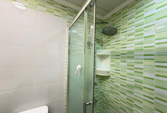 Herverkoop - Rijhuis -
Torrevieja - Nueva Torrevieja