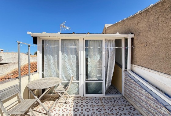 Herverkoop - Rijhuis -
Torrevieja - Nueva Torrevieja
