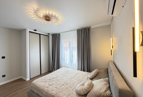 Venta - Apartamento / Piso -
Torrevieja - Punta Prima