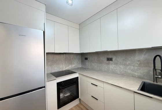 Venta - Apartamento / Piso -
Torrevieja - Punta Prima