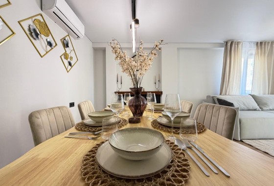 Venta - Apartamento / Piso -
Torrevieja - Punta Prima