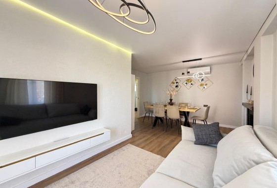 Venta - Apartamento / Piso -
Torrevieja - Punta Prima