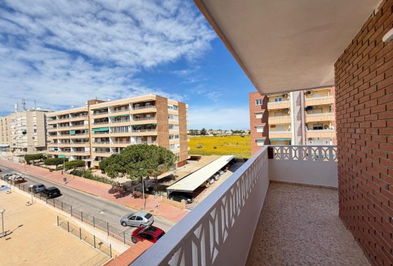 Venta - Apartamento / Piso -
Torrevieja - Punta Prima