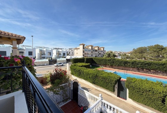 Herverkoop - Rijhuis -
Orihuela Costa - Rocio del Mar