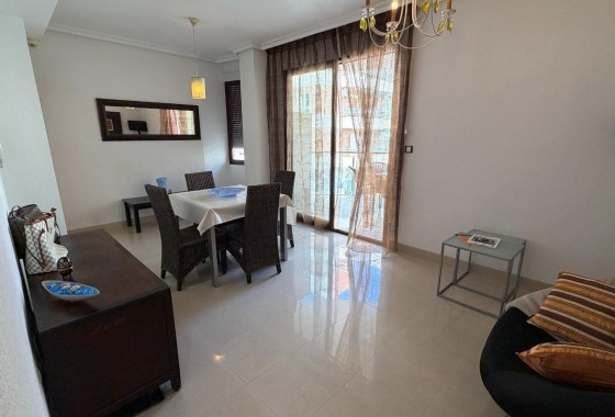 Herverkoop - Appartement / Flat -
Torrevieja - Playa de los Locos