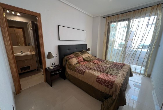 Herverkoop - Appartement / Flat -
Torrevieja - Playa de los Locos