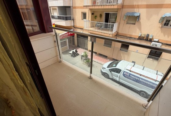 Herverkoop - Appartement / Flat -
Torrevieja - Playa de los Locos