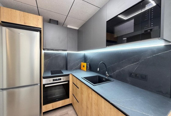 Venta - Apartamento / Piso -
Torrevieja - Estacion de autobuses