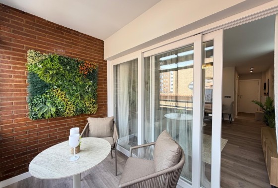 Venta - Apartamento / Piso -
Torrevieja - Estacion de autobuses