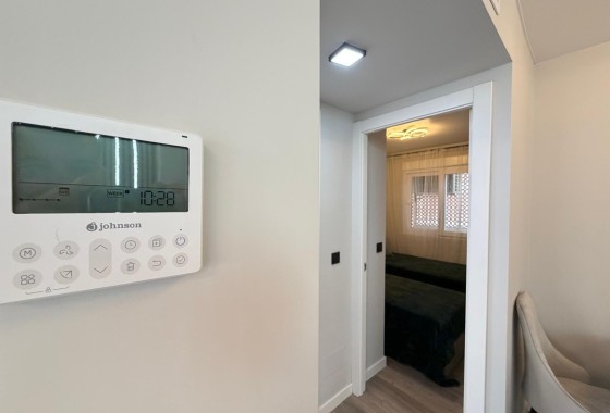 Venta - Apartamento / Piso -
Torrevieja - Estacion de autobuses
