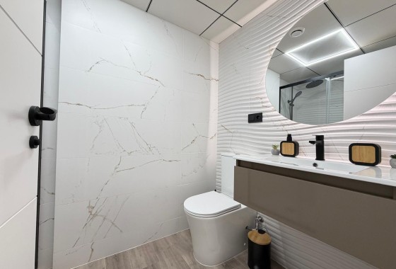 Venta - Apartamento / Piso -
Torrevieja - Estacion de autobuses