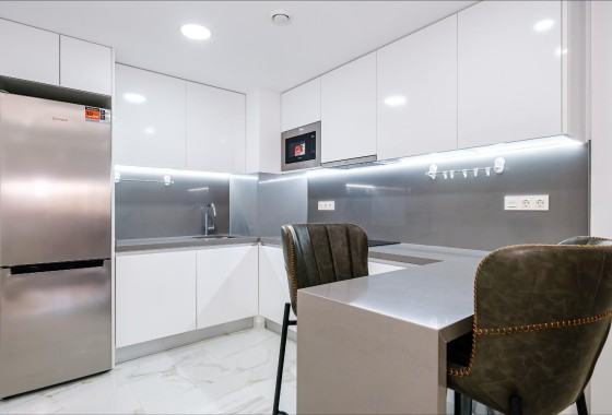 Herverkoop - Appartement / Flat -
Torrevieja - Playa del Cura