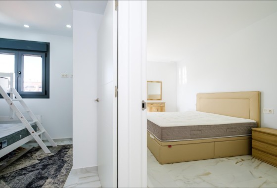 Herverkoop - Appartement / Flat -
Torrevieja - Playa del Cura