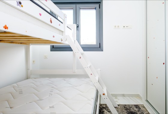 Herverkoop - Appartement / Flat -
Torrevieja - Playa del Cura
