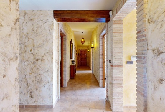 Venta - Finca / Casa de campo -
Orihuela