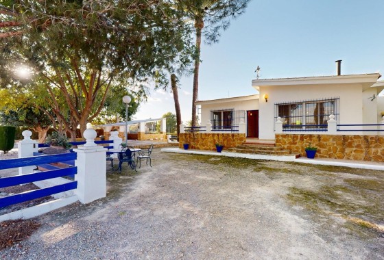 Venta - Finca / Casa de campo -
Orihuela