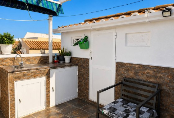 Venta - Apartamento / Piso -
Torrevieja