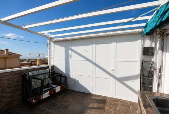 Venta - Apartamento / Piso -
Torrevieja