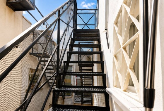 Venta - Apartamento / Piso -
Torrevieja