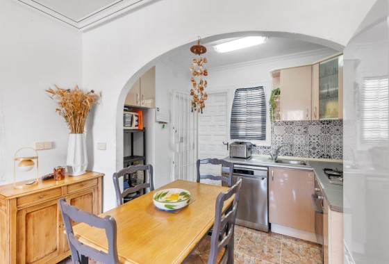 Resale - Apartment / Flat -
Guardamar del Segura - El moncayo