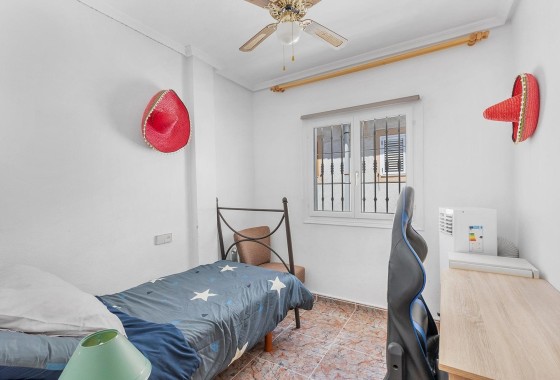Resale - Apartment / Flat -
Guardamar del Segura - El moncayo