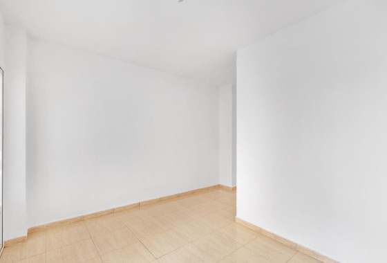 Herverkoop - Appartement / Flat -
Torrevieja - Puerto Deportivo
